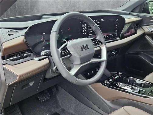 2025 Audi Q6 e-tron Prestige quattro
