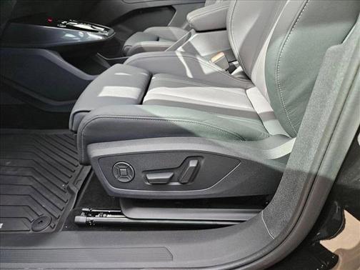 2025 Audi Q4 e-tron Prestige 55 quattro
