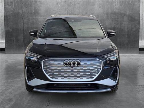 2025 Audi Q4 e-tron Prestige 55 quattro