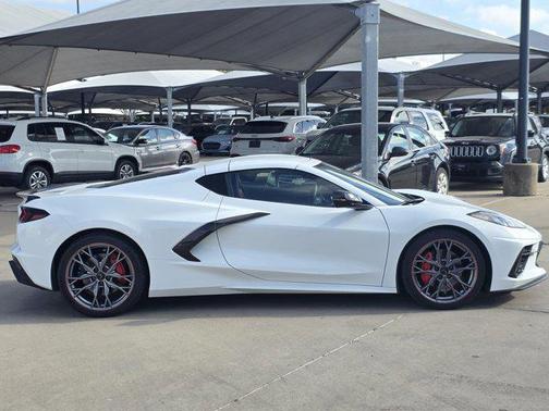 2024 Chevrolet Corvette Stingray w/2LT
