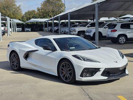 2024 Chevrolet Corvette Stingray w/2LT