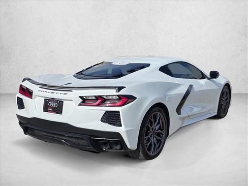 2024 Chevrolet Corvette Stingray w/2LT