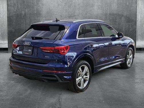 2024 Audi Q3 Premium 45 TFSI S line quattro Tiptronic