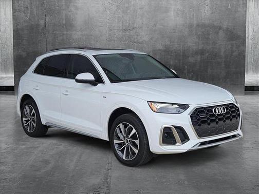 2024 Audi Q5 45 S line Premium