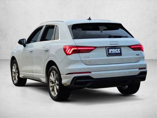 2021 Audi Q3 45 S line Premium