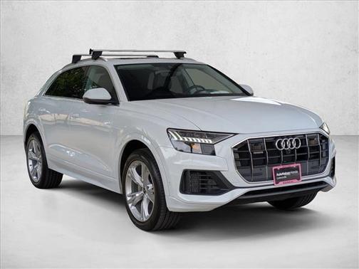 2023 Audi Q8 55 Premium Plus