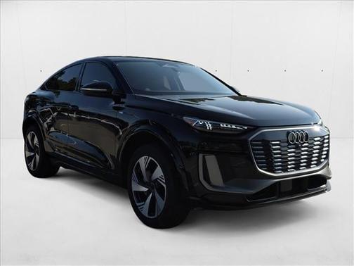 2025 Audi Q6 e-tron Premium Plus