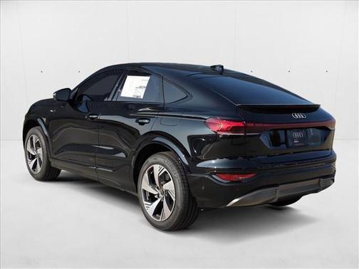 2025 Audi Q6 e-tron Premium Plus
