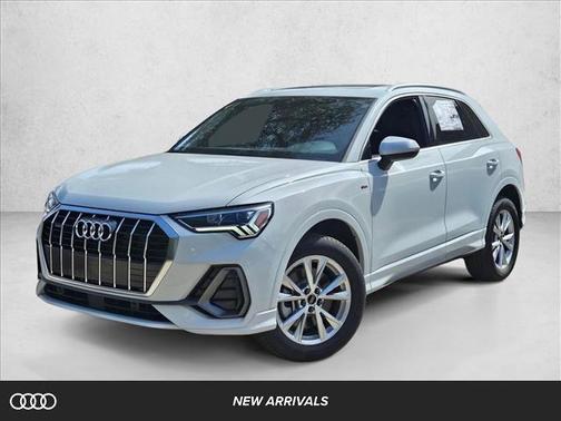 2025 Audi Q3 Premium 45 TFSI S line quattro Tiptronic