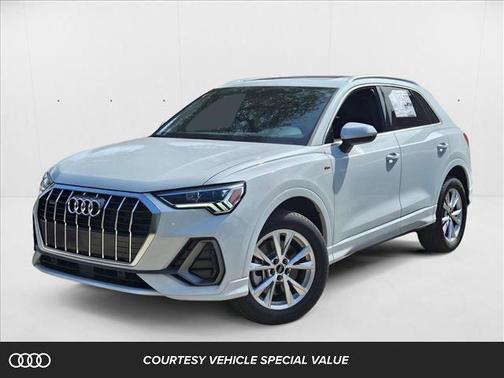 2025 Audi Q3 Premium 45 TFSI S line quattro Tiptronic
