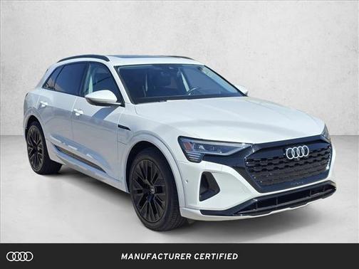 2024 Audi Q8 e-tron Prestige