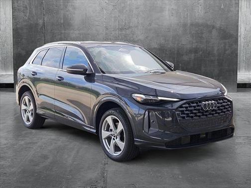 2025 Audi Q5 Premium Plus