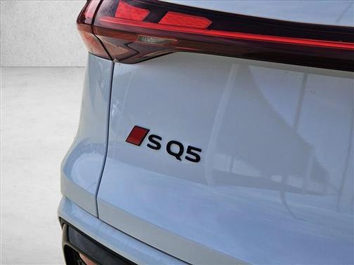 Glacier White Metallic 2026 Audi SQ5 3.0T Prestige