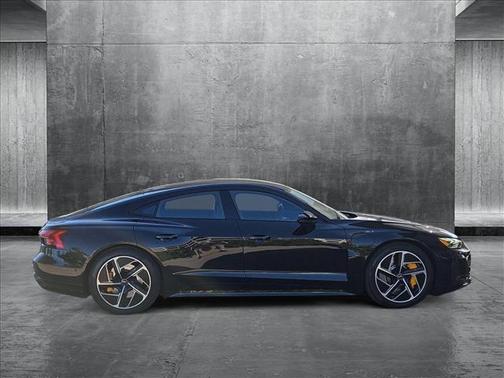 2023 Audi RS e-tron GT quattro