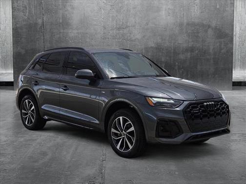2024 Audi Q5 45 S line Premium