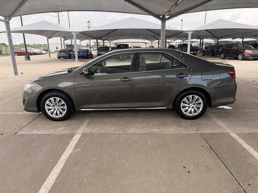 Cypress Pearl 2014 Toyota Camry LE