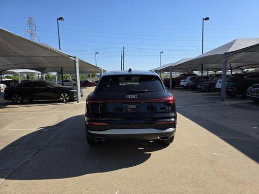 2025 Audi Q5 Premium
