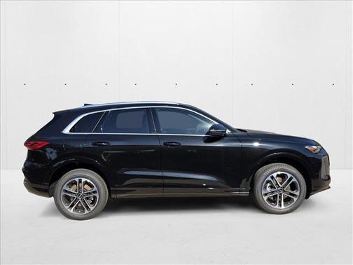 2025 Audi Q5 Premium