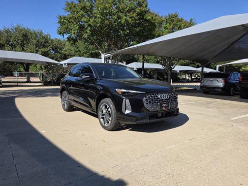 2025 Audi Q5 Premium