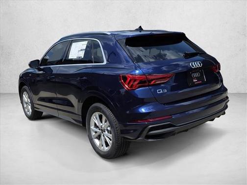 Navarra Blue Metallic 2025 Audi Q3 Premium 45 TFSI S line quattro Tiptronic