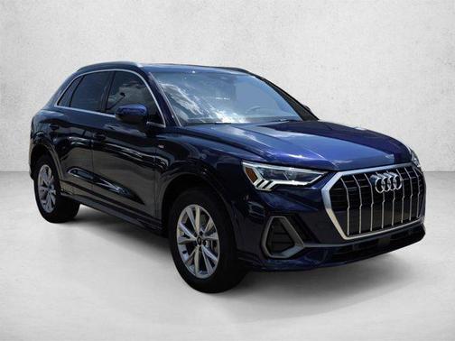 Navarra Blue Metallic 2025 Audi Q3 Premium 45 TFSI S line quattro Tiptronic