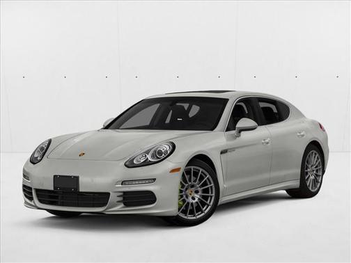 2015 Porsche Panamera 4