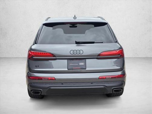 Samurai Gray Metallic 2026 Audi Q7 55 Premium Plus