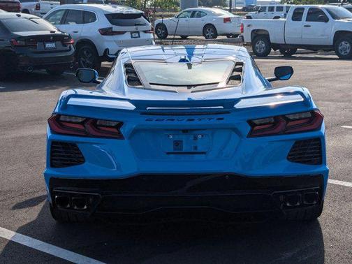 2022 Chevrolet Corvette Stingray w/3LT