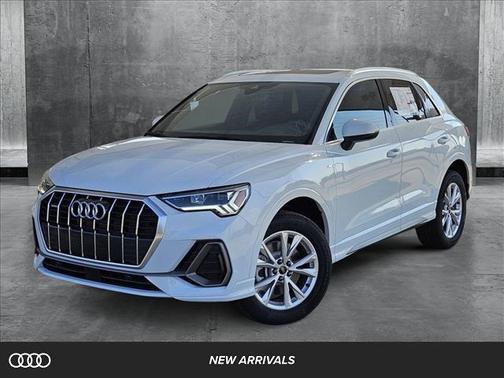 2024 Audi Q3 45 S line Premium Plus