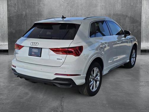 2024 Audi Q3 45 S line Premium Plus