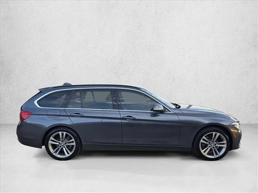 2018 BMW 330 xDrive