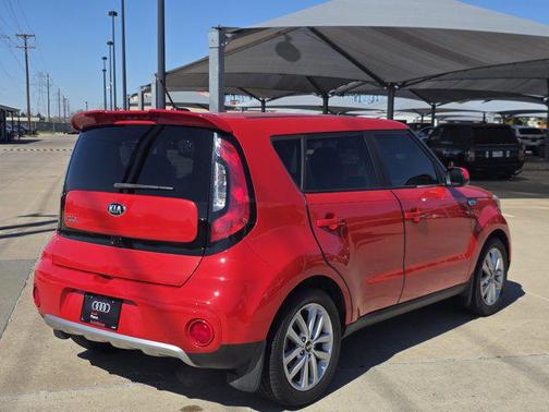 2017 Kia Soul +