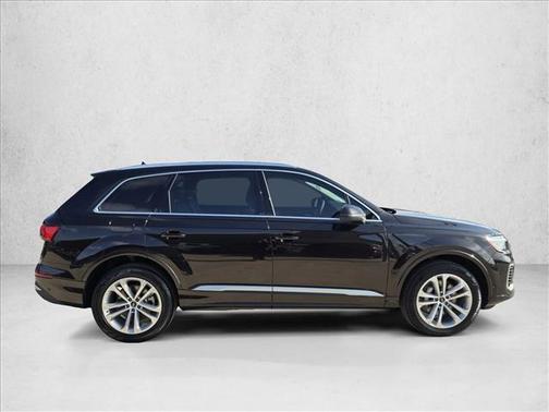 2026 Audi Q7 45 Premium Plus