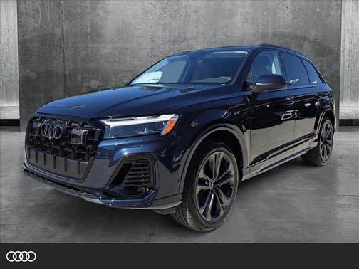 2025 Audi Q7 55 Premium Plus