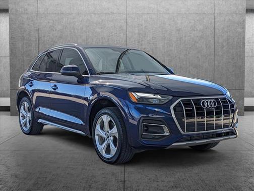 Photo 3 of 23 of 2021 Audi Q5 45 Premium