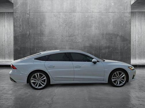 2022 Audi A7 55 Premium Plus