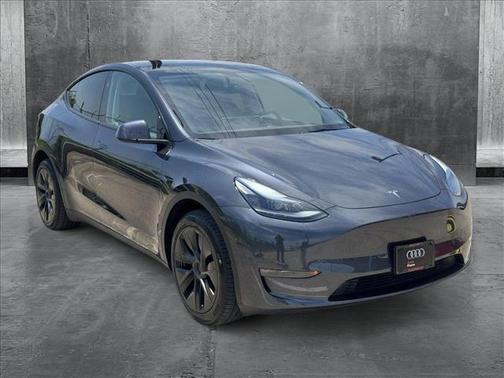 2025 Tesla Model Y Long Range Dual Motor All-Wheel Drive