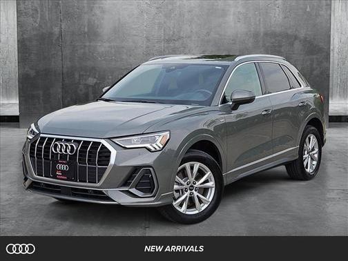 2023 Audi Q3 45 S line Premium Plus