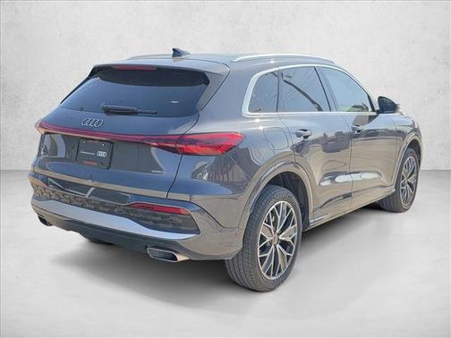 2025 Audi Q5 Premium Plus TFSI quattro S tronic