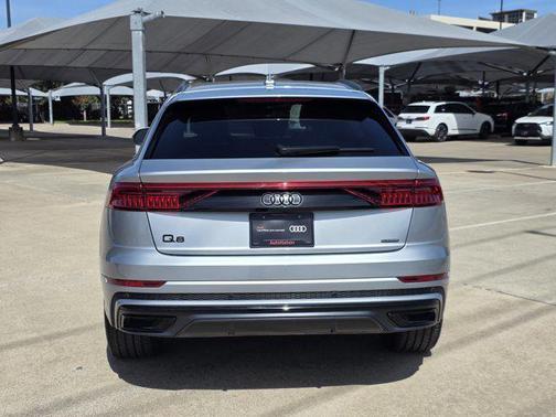 2023 Audi Q8 55 Premium Plus