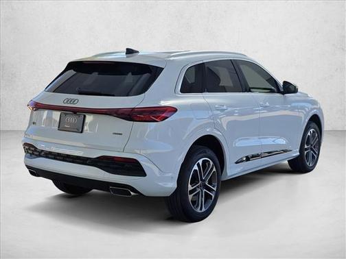 2025 Audi Q5 Premium