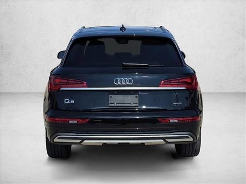2021 Audi Q5 45 Prestige