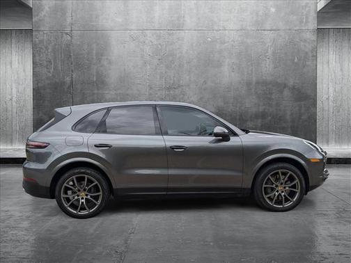 2019 Porsche Cayenne S