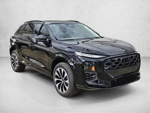 Mythos Black Metallic 2026 Audi Q3 S line