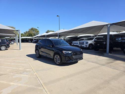 2022 Audi Q3 45 S line Premium