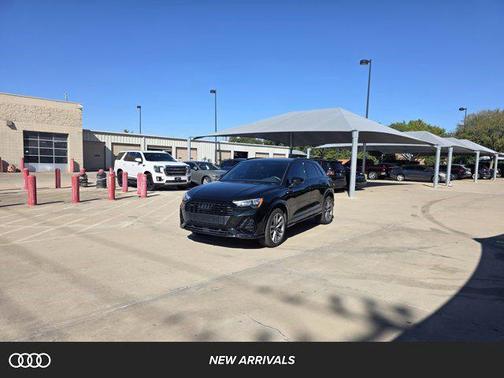 2022 Audi Q3 45 S line Premium