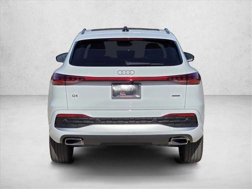 2025 Audi Q5 Premium TFSI quattro S tronic