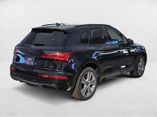 2025 Audi Q5 45 S line Premium