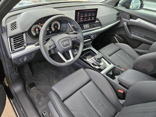 2025 Audi Q5 45 S line Premium