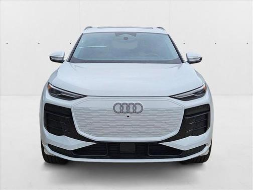 2025 Audi Q6 e-tron Premium quattro